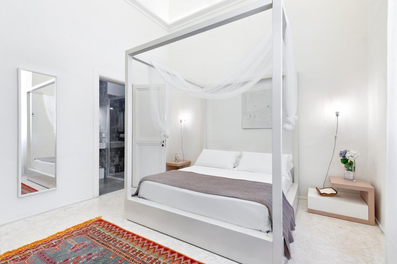 Casa Di Lo Suites Лече Екстериор снимка